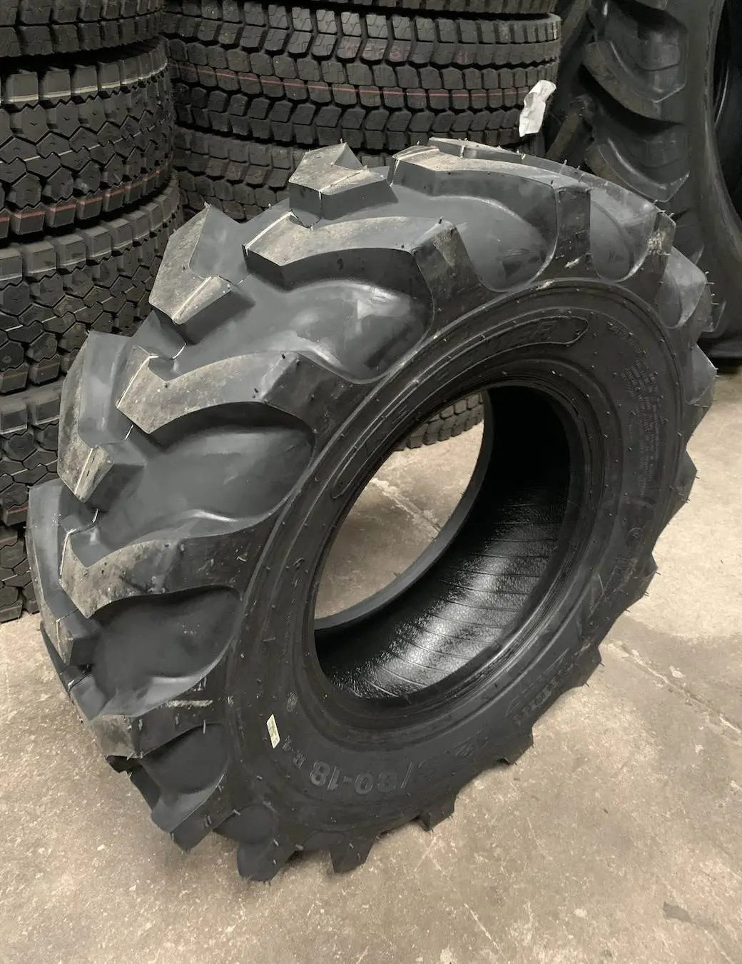 K9 Power 12.5/80 X 18  QH603 R4 (14PR) AGOTADO
